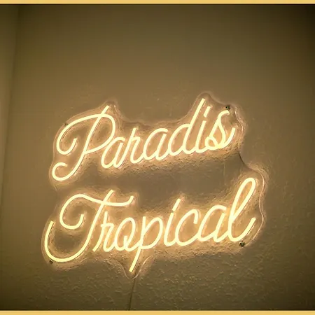 Le Paradis Tropical *